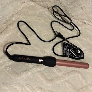 FOXYBAE curling wand (Rose Gold)